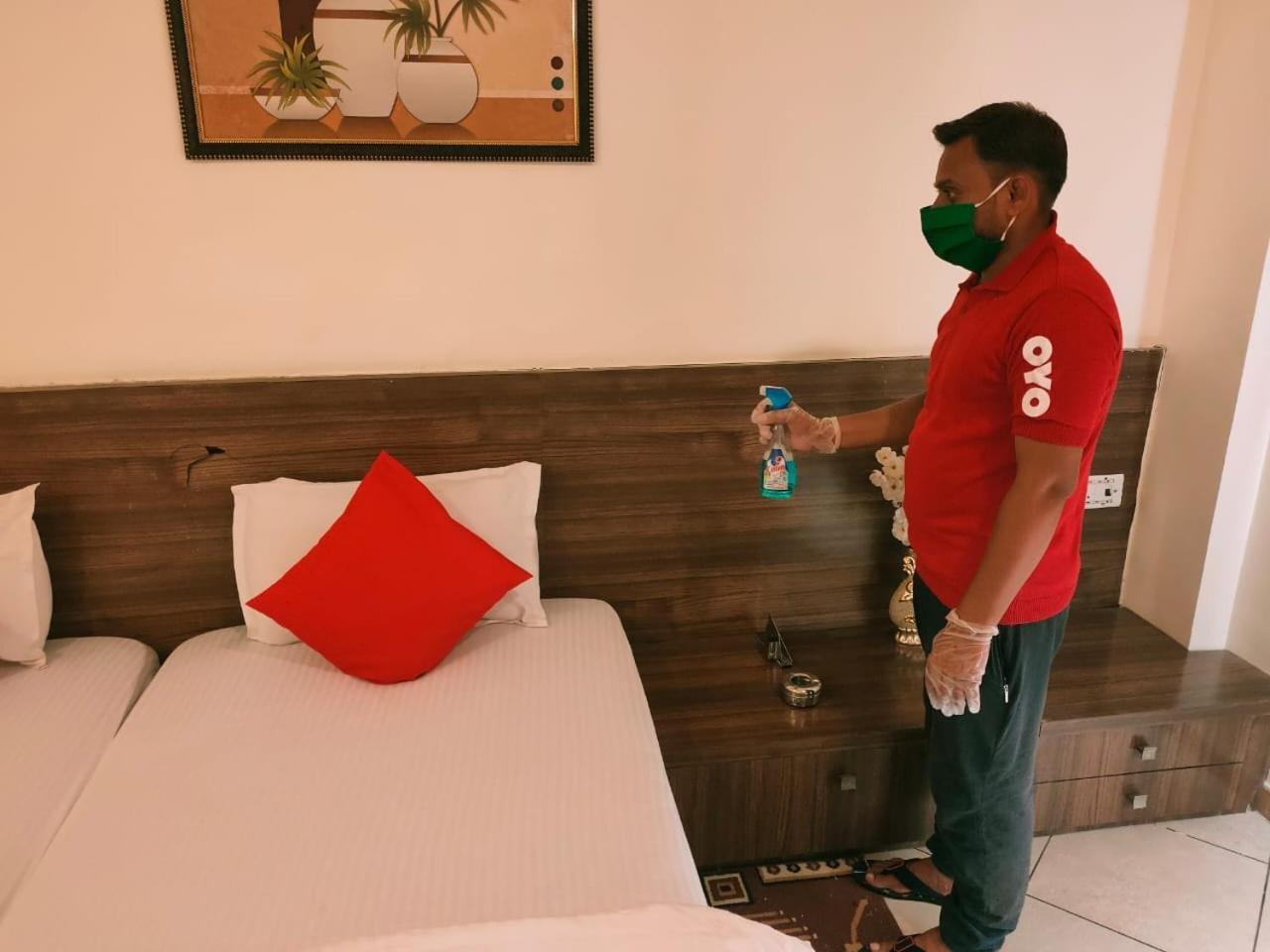 Hotel O Plus Corporate One Khapa  Bagian luar foto